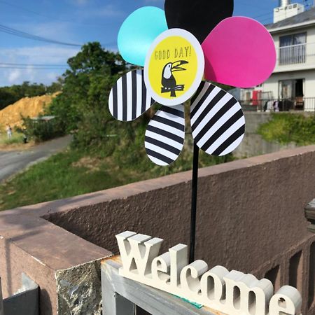 Yoko House Hotel Uruma Luaran gambar