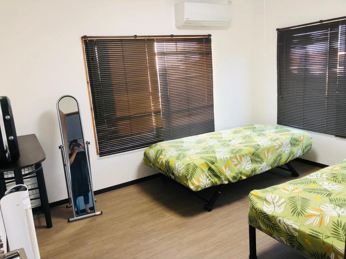Yoko House Hotel Uruma Luaran gambar