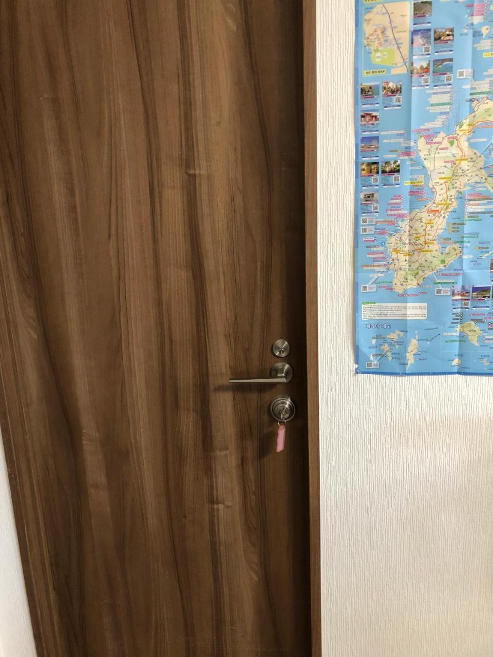 Yoko House Hotel Uruma Luaran gambar